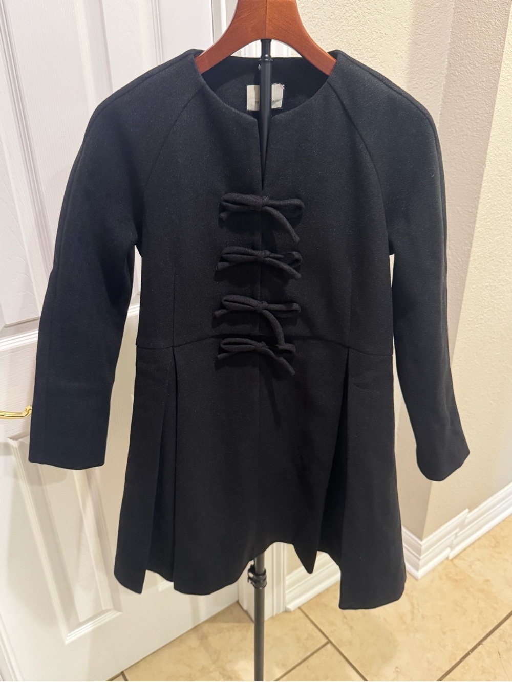 Tuckernuck Blair Black Bow-Accent Coat Dress Size Large - Picture 4 of 10